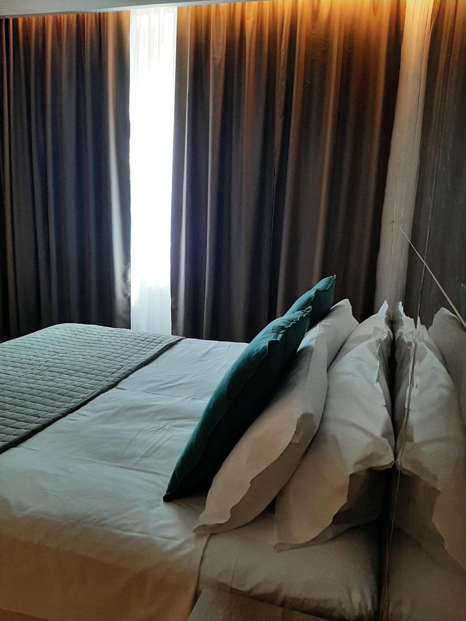 Baaria House Hotel 巴塞罗纳-波佐戈托 外观 照片